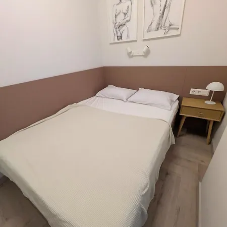 Stylish Japandi Center *